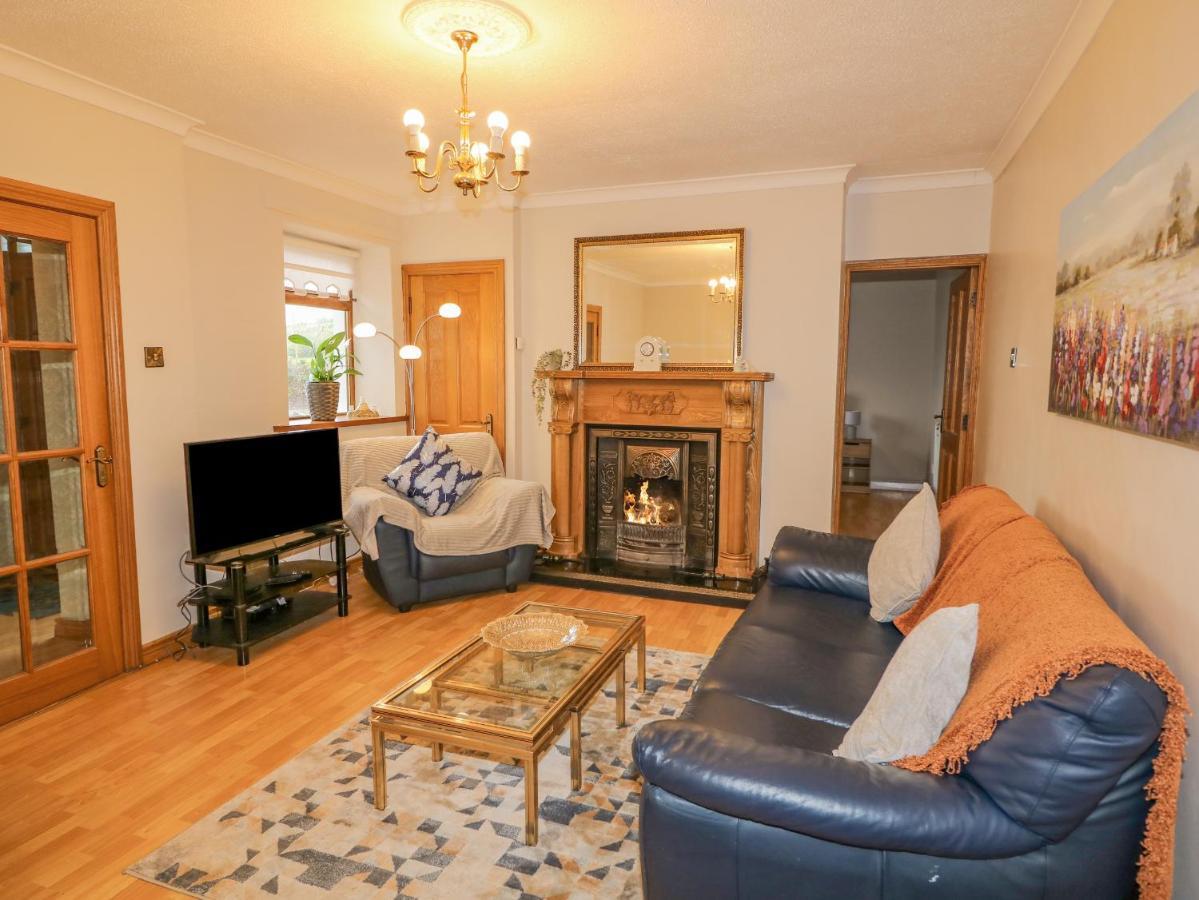 Annie'S Place Villa Newry Bagian luar foto