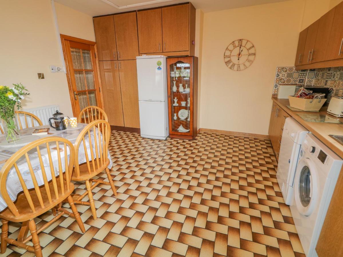 Annie'S Place Villa Newry Bagian luar foto