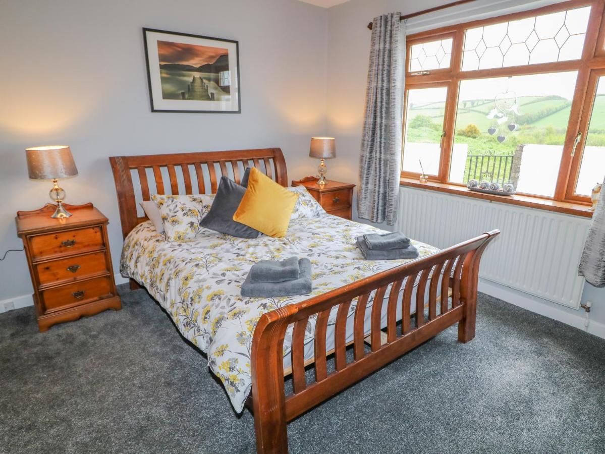 Annie'S Place Villa Newry Bagian luar foto